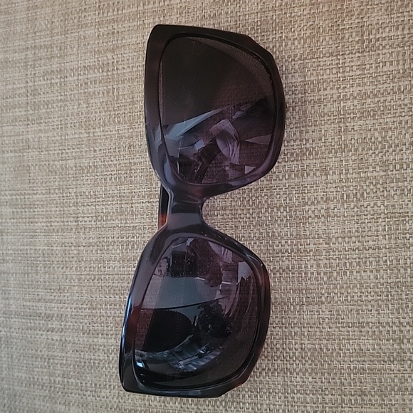 VERSACE - Picture 5 of 5